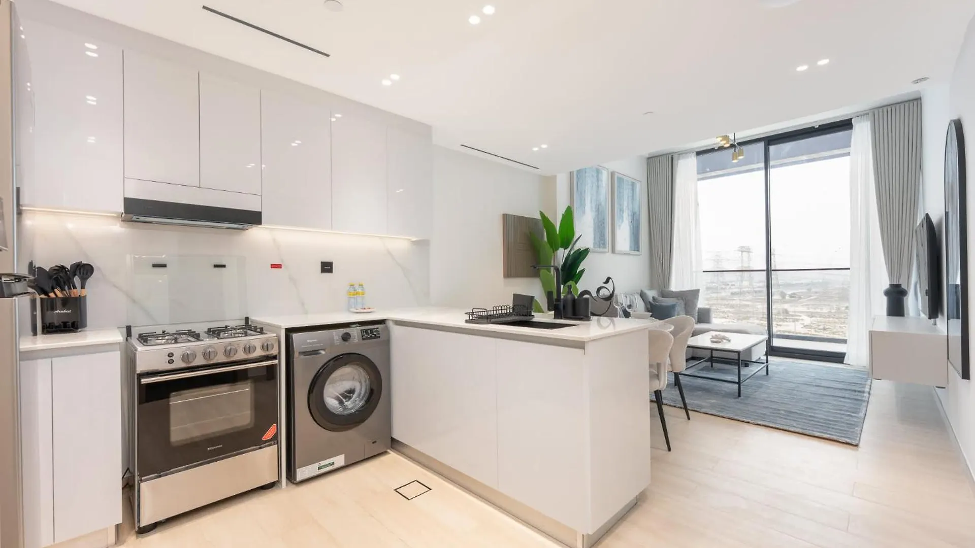 Lovely Apartment In Binghatti Corner That Sleeps 4 Dubai