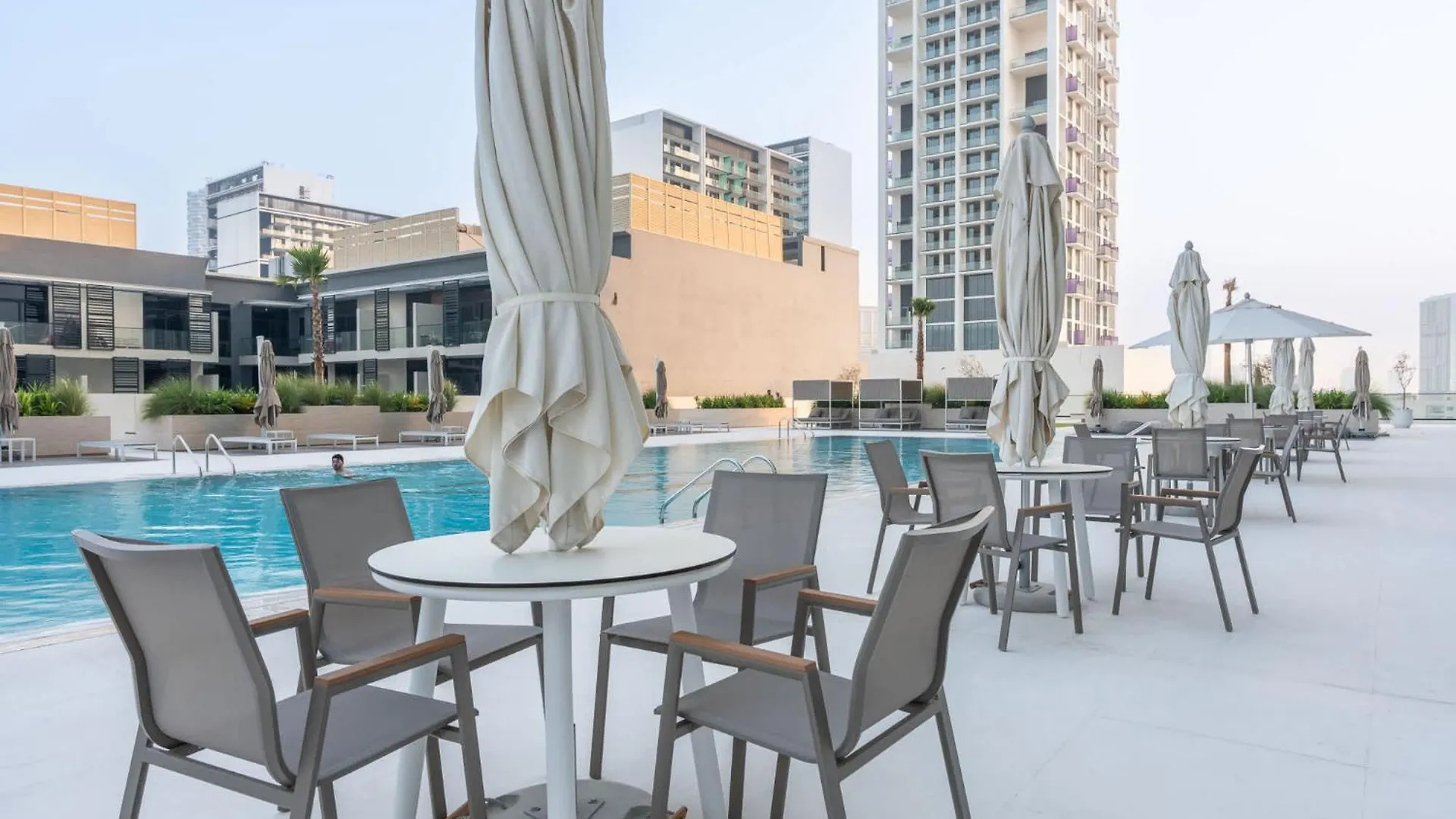 Lovely Apartment In Binghatti Corner That Sleeps 4 Dubai 0*,  United Arab Emirates